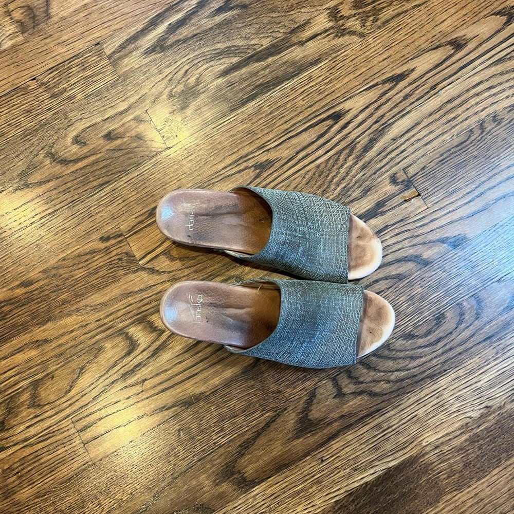 Danilo Textured Leather Sandals